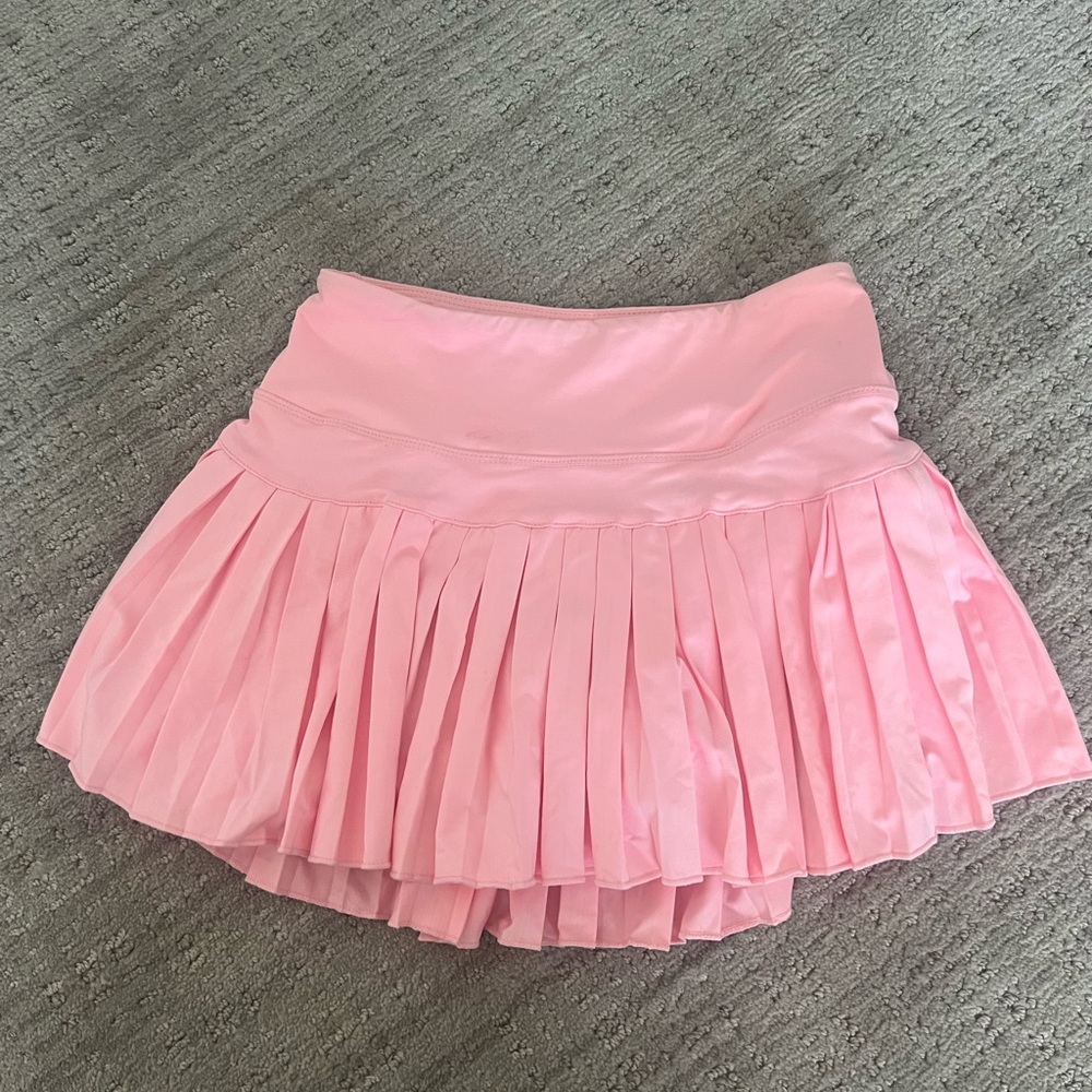 Pink gold hinge skirt